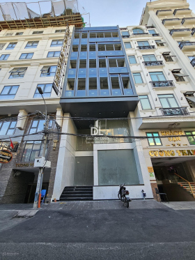 Building 111 Trần Thiện Chánh