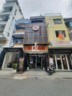 Building 27B Thạch Thị Thanh