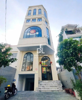 Building 473 Lê Quang Định