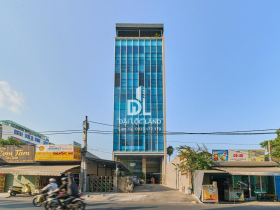 M.O.R.E Ung Văn Khiêm